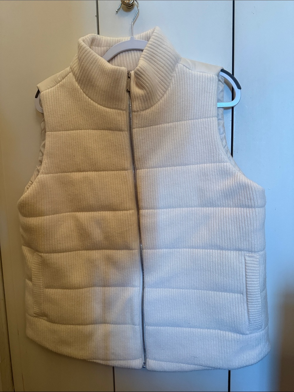 Sleeveless Knit Vest in Cream with Stand Collar